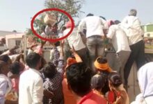 Photo of निवाड़ी : पृथ्वीपुर उपचुनाव में CM शिवराज की सभा,कार्यक्रम में खाना नहीं मिला तो लूटमार पर उतरे लोग,मची भगदड़, देखें Video