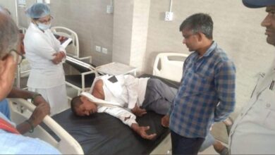 Photo of बरगवां में शराब ठेकेदार का आतंक पांच घण्टे के अंतराल में गुर्गों ने दूसरी बार किया हमला,3 लोगों के साथ बेरहमी से की मारपीट,