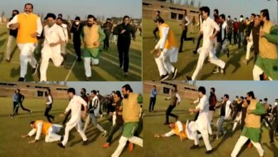 Photo of Viral Video: सिंधिया के बराबर दौड़ने की जुर्रत,औंधे मुंह गिरे नेता जी,यूजर ने कहा-ये कही भी गिर जाते है