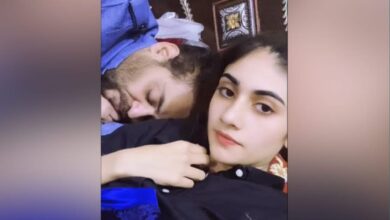 Photo of पाकिस्तानी सांसद ने 18 साल की लड़की से की तीसरी शादी,दूसरी को तलाक के दूसरे दिन कर ली शादी, videos viral