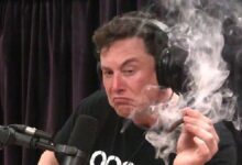 Photo of Board Meeting में Elon Musk गांजा फूंकते हुए पूछा- Twitter हेडक्वार्टर को शेल्टर बना दें ?