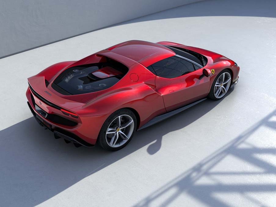 Ferrari ने लॉन्च कीया 296 GTB, बिना पेट्रोल के चलने वाली कार फीचर जान हो जायेंगे हैरान