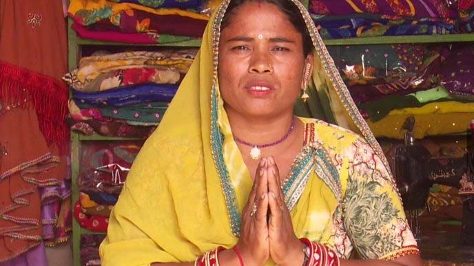 International News : पाकिस्तान में दिनदहाड़े हिंदू लड़की अग़वा, 3 महीने से परिवार थाने का लगा रहा चक्कर !