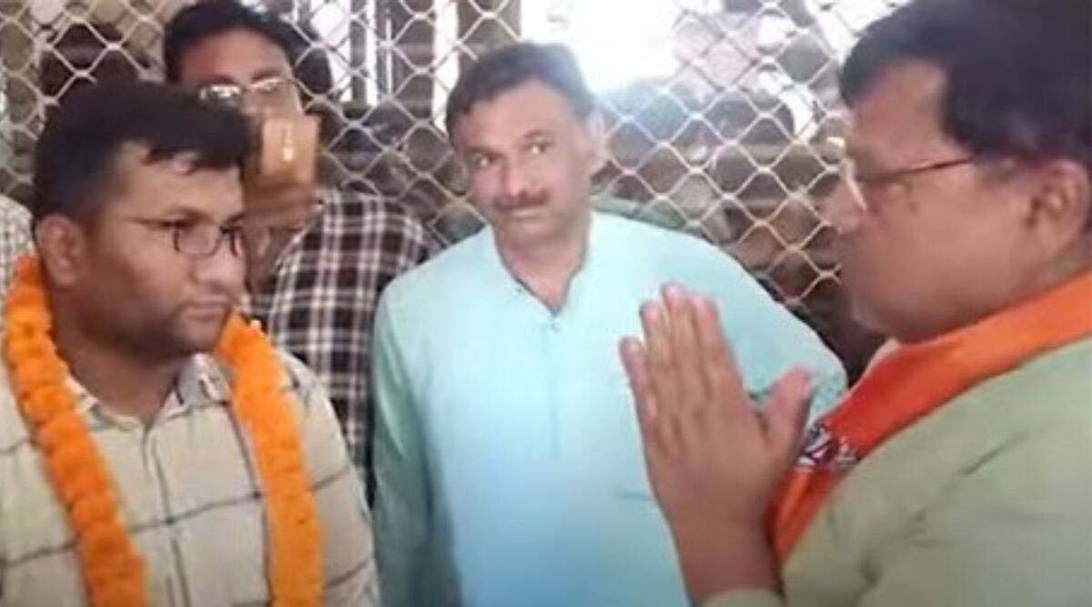 MP News : शिवराज सिंह के मंत्री ने सीएमओ को माला पहनाकर जोड़े हाथ, बड़ा दिलचस्प किस्सा