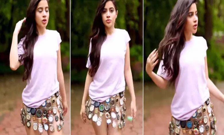 Urfi Javed New Look : उर्फी ने घड़ी से बनी पहनी स्कर्ट, फिर नहीं बचा पाई लाज