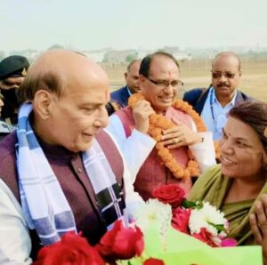 Singrauli political news:राजनाथ सिंह और CM से मिली आप की महापौर....भाजपा में जाने अटकलें तेज,आप में होने लगा विरोध !
