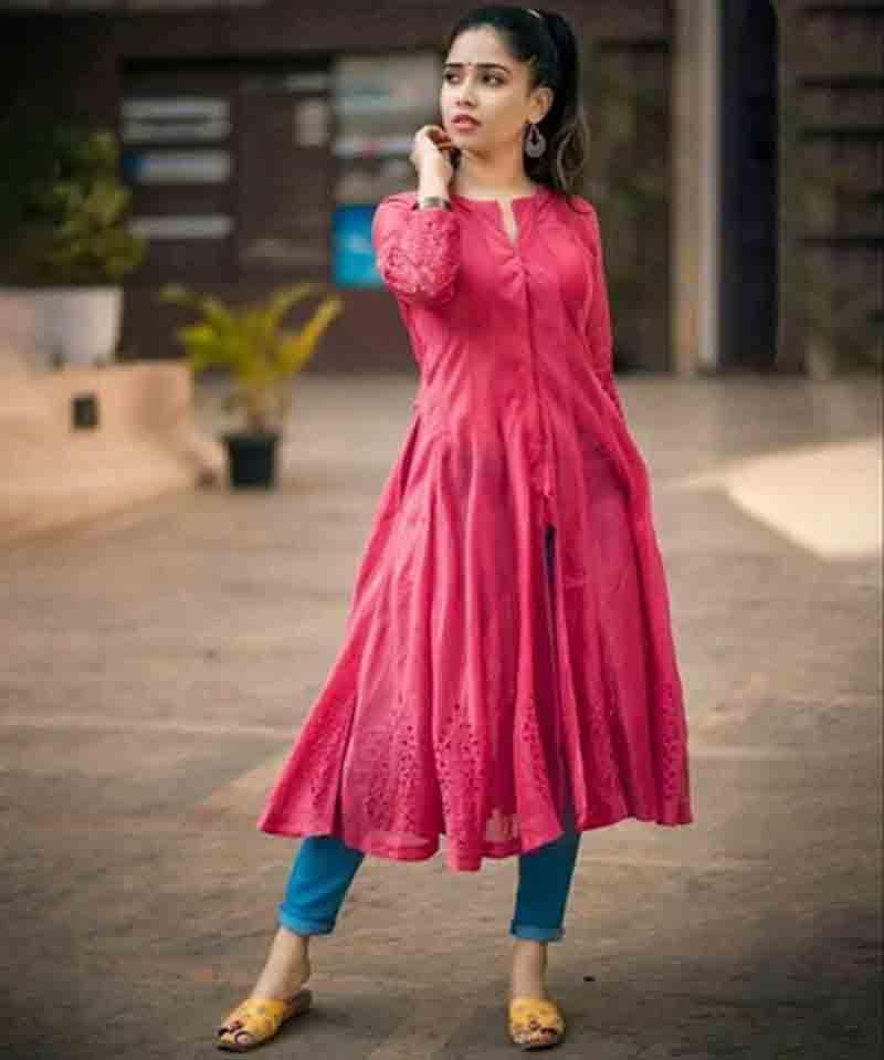 Raksha Bandhan Fashion : सिर्फ 500 रूपए में खरीदें यें सिंपल कुर्ती, डिजाइन आपकी खूबसूरती में लगाएंगे चार चांद