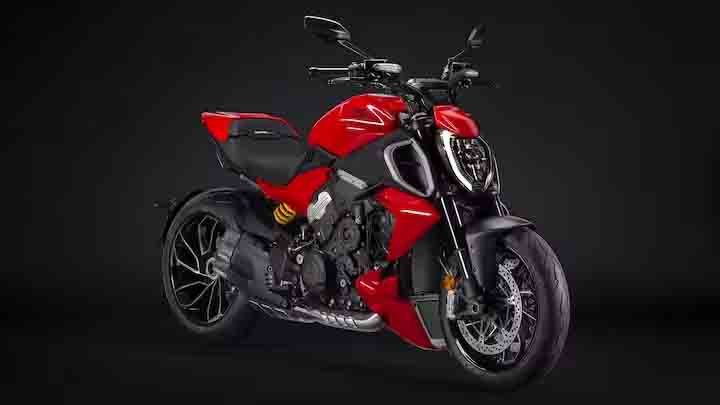 Ducati Diavel v4 Launched in India : भारत में डुकाटी डीएवेल वी4 स्पोर्ट बाइक की लॉन्च, कीमत इतनी की खरीद लेंगे 3BHK फ्लैट
