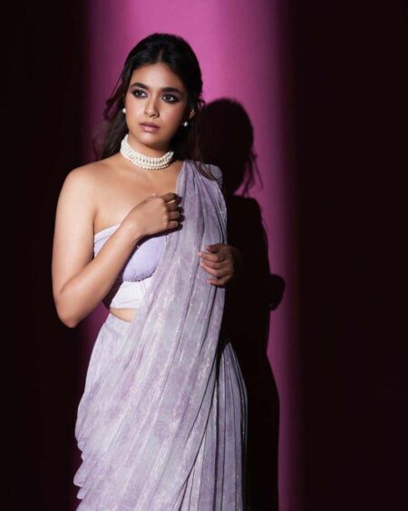 lavender saree : कीर्ति सुरेश, लैवेंडर साड़ी में आकर्षक, स्टेटमेंट पर्ल साड़ी में गज़ब की दिखी खूबसूरती