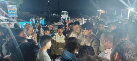 Singrauli News: पिकअप के टक्कर से राहगीर महिला की हुई मौत, गोनर्रा चौराहा के समीप आधी रात तक हुआ हंगामा