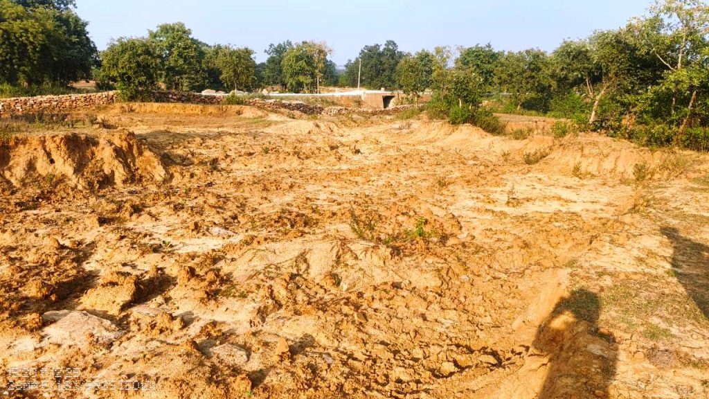 बगदरा अभयारण्य में मिट्टी माफियाओं का दबदबा, वन विभाग और पुलिस की भूमिका पर सवाल